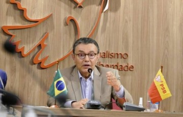 Na CBN, presidente nacional do PSB critica embarque do Centrão no Governo Lula 