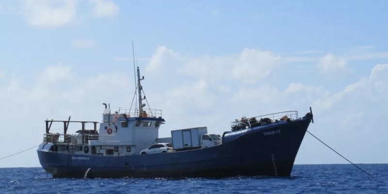  Dos oito tripulantes que estavam no barco, quatro foram resgatados com vida, dois seguem desaparecidos, e os outros dois tripulantes faleceram