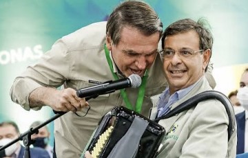 Coluna do sábado | A estratégia de Gilson Machado para fidelizar o voto bolsonarista em Pernambuco 