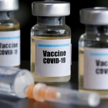  Compra de vacinas pela iniciativa privada divide opiniões de empresários