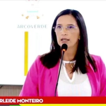 Denúncia contra parlamentar Zirleide Monteiro é aceita pela Câmara de Vereadores