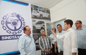 Prefeitura do Recife é a primeira do Nordeste a permitir que taxistas usem caminhonetes de cabine dupla