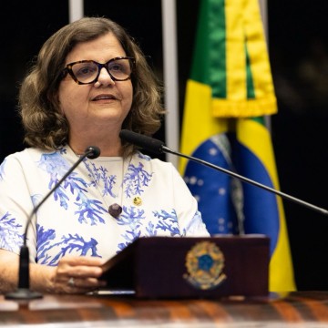 Teresa Leitão exalta Data Magna no Senado