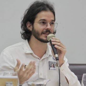 Túlio Gadelha viaja para Nova York para participar de debate sobre a Amazônia