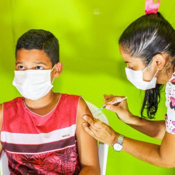 Timbaúba é a primeira cidade da Mata Norte a vacinar crianças a partir de 5 anos de idade