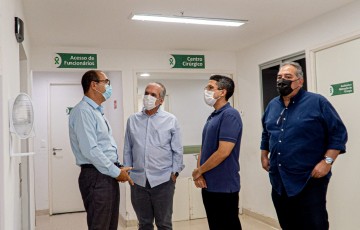 Dueire e Jarbas Filho formalizam ajuda ao Hospital do Câncer