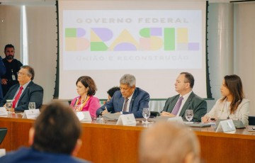 Raquel Lyra prioriza investimento para o Metrô do Recife e conclusão de obras hídricas em pauta apresentada ao presidente Lula