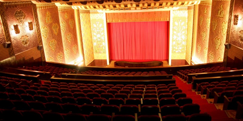 Com a contratação, a empresa terá o objetivo de recuperar e restaurar o forro de gesso do Cinema, reabrindo a sala para o público