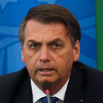 Bolsonaro eleva previsão de deficit para R$ 233,6 bilhões em 2021  