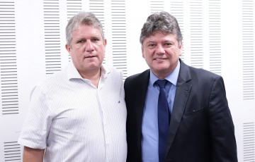 PSB anuncia apoio à pré-candidatura de Frederico Carrazzoni a prefeito de Itambé