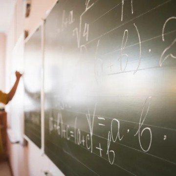 Piso salarial de professores tem reajuste de 3,6% pelo MEC