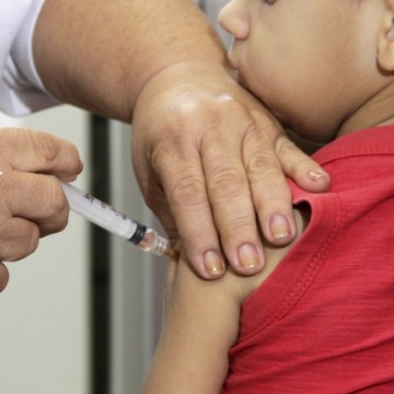 A campanha nacional de vacinação contra o sarampo inicia nesta segunda-feira