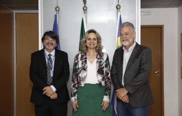 Evandro Avelar se reúne com presidente do TRT-6