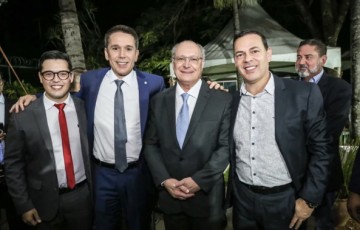 Prefeito de Garanhuns tem agenda cheia em sua passagem por Brasília 