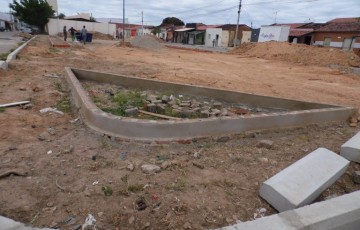 Prefeitura de Ouricuri começa a  construção de praça no Bairro Nossa Senhora de Fátima