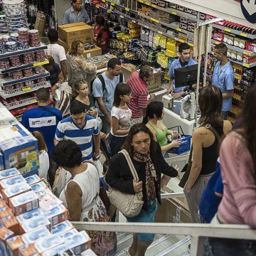  Aumento previsto para o comércio varejista no Dia das Mães é 7 a 10% na capital pernambucana