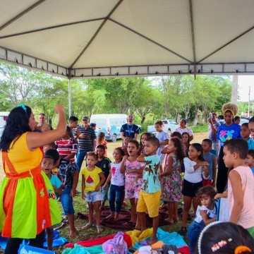 Em Vitória, moradores do Engenho Cacimbas e de localidades próximas recebem ações no Programa Prefeitura na Comunidade