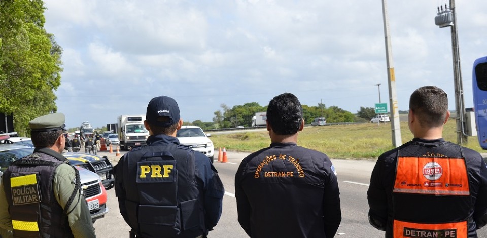 PRF divulga balanço da Operação de Ano Novo em Pernambuco