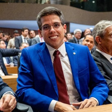 Jarbas Filho solicita ao Governo do Estado requalificação da PE-109