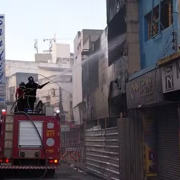 Incêndio em loja de Caruaru: novo foco de chamas aumenta riscos e exige demolição