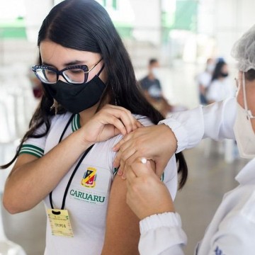 Devido ritmo lento na vacinação infantil contra Covid em Pernambuco, estado anuncia 'Dia C' de imunização de crianças