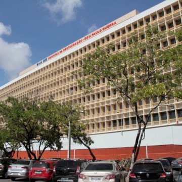 STF determina que Governo de Pernambuco aumente o número de enfermeiros e técnicos no HR