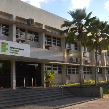 IFPE Vitória prorroga inscrições em pós-graduação até 3 de setembro