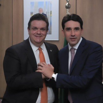 Wolney Queiroz é recebido por Silvio Costa Filho e solicita atenção especial ao aeroporto de Caruaru