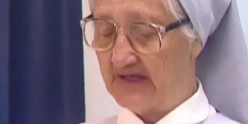Somente oito anos após o seu falecimento, a Igreja Católica reconheceu oficialmente que a freira pode, realmente, ter visto Nossa Senhora das Graças