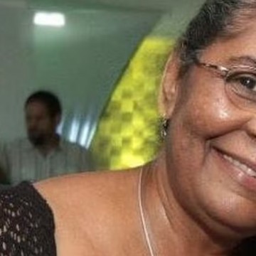 Corpo da jornalista Rosália Lima é enterrado em Santo Amaro