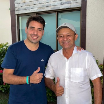  João Paulo Costa recebe apoio de George Gueber, prefeito de Orocó