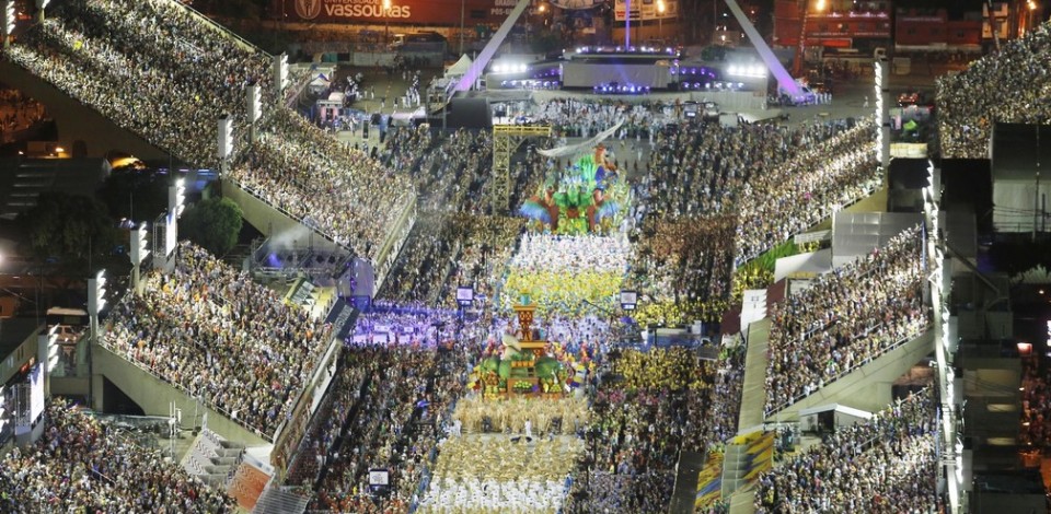 Escolas de samba do Rio adiam desfile de 2021