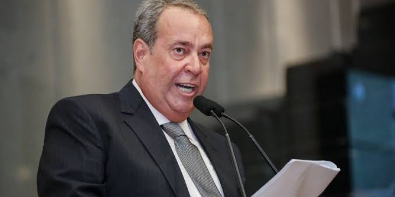 Coluna da sexta | A força de Álvaro Porto na Alepe