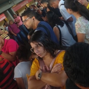 Pane provoca atrasos no metrô do Recife