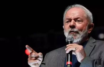 Exames de Lula mostram inflamação na laringe por esforço vocal, diz boletim médico