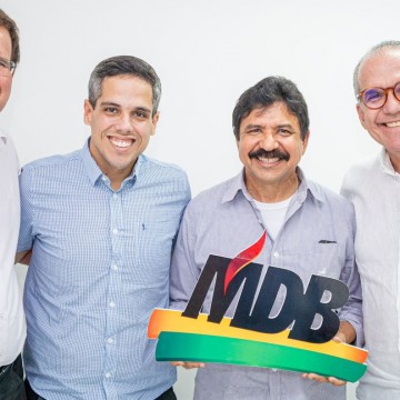 Ex-deputado Antônio Fernando se filia ao MDB
