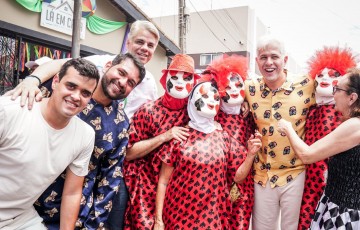 Pedro Campos acompanha carnaval no interior de Pernambuco