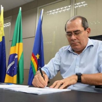 Jaboatão inicia pagamento de auxílio de R$ 1,5 mil a 706 famílias, totalizando mais de R$ 1 milhão em benefícios