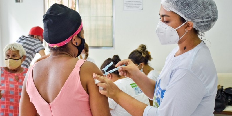 Os locais de testagem e vacinação foram escolhidos segundo parâmetros de ocupação, vulnerabilidade e dificuldade de acesso.
