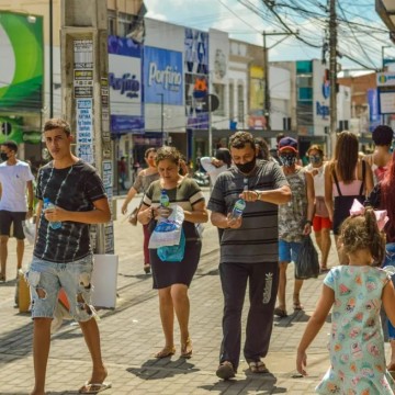 Sindicato orienta lojistas de Caruaru sobre abertura nos feriados de setembro