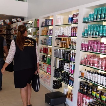 Procon Recife orienta consumidores sobre troca de presentes de Dia das Mães