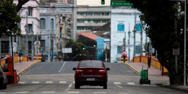 Desde o último sábado, por decreto do governo do Estado, moradores das cinco cidades estão submetidos a medidas mais rígidas, sendo submetidos ao rodízio de veículos