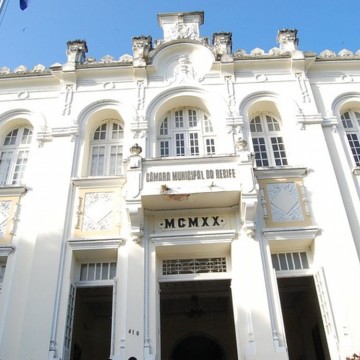 LOA 2020 do Recife é entregue na Câmara Municipal 
