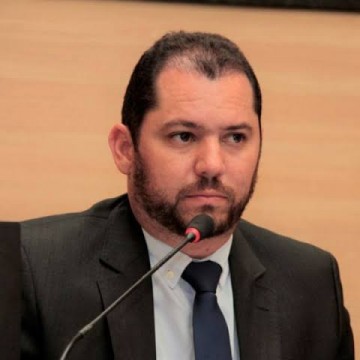 Presidente da Câmara do Recife é reconduzido ao cargo e Mesa Diretora tem mudanças 