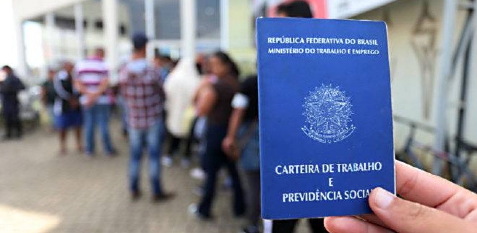 Desemprego em Pernambuco bate novo recorde e chega a 21,6%, a pior taxa do Brasil