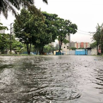Pré-candidatos ao Governo cancelam agendas por causa das chuvas 