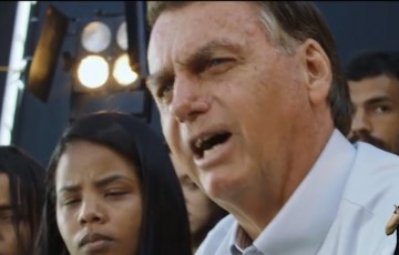 Bolsonaro aposta no discurso da família e da fé na primeira inserção do PL