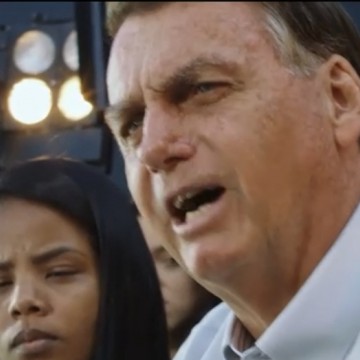 Bolsonaro aposta no discurso da família e da fé na primeira inserção do PL