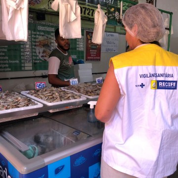 Vigilância Sanitária do Recife realiza “Operação Pescado” para inspeção de estabelecimentos com foco na Semana Santa