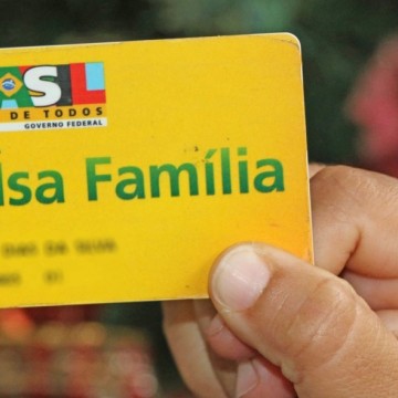Pernambuco anuncia pagamento do 13º salário do Bolsa Família 